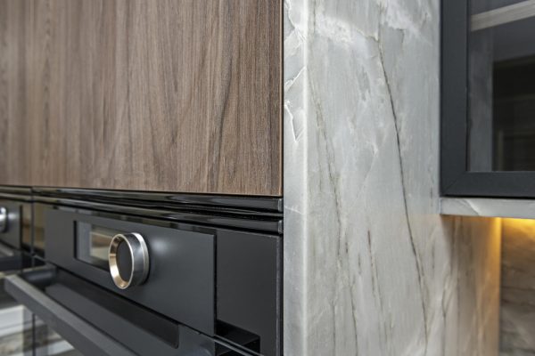 White Quartz (Calacatta-Style Veining)